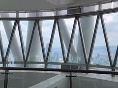 -广州塔卢特斯法国旋转餐厅