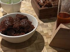 -左庭右院鲜牛肉火锅黑金店(陆家嘴中心店)