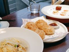 -湖畔鲁菜·二十年老字号餐厅(大明湖店)