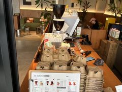 -YOLO COFFEE悠乐咖啡