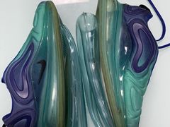 -京伟修鞋洗鞋奢侈品皮具护理店