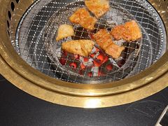-山川小町·极番烧肉(新地假日广场店)