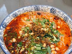 -刘二姐肥肠米粉(总店)