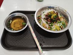 -试试看桂林米粉