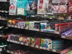 -全家便利店(天目山路三店)