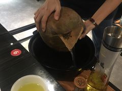 -东椰·海南椰子鸡火锅(朝阳门店)
