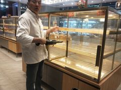 面包甜点陈列柜-面包新语(无锡M会员店)