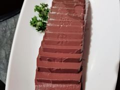 鸭血-热火朝天鲜切牛肉火锅(南强街巷店)