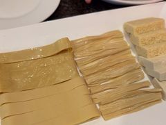 -皇城老妈·大连海鲜火锅(港湾店)