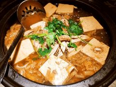 酸菜炖拆骨肉-锦绣金山人家(友谊店)