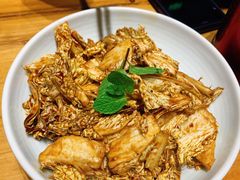 乾隆白菜-局气烤鸭·北京菜(前门店)