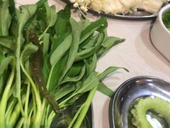 -尚品海鲜肥牛自助火锅(湖明店)