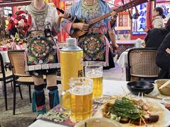 -刘姐啤酒鱼民族演艺餐厅(西街总店)