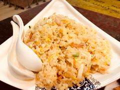 -扒虾小妹儿麻辣海鲜(宏图街店)