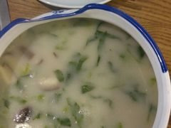 -三人行骨头王火锅(长寿店)