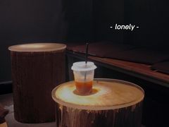 -天井·丑面包搭咖啡