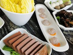 -云中捞高空旋转餐厅(商茂世纪广场店)