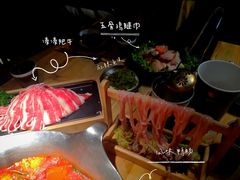 -湊湊火锅·茶憩(杭州湖滨银泰in77店)