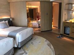 -上海佘山世茂艾美酒店