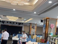 -方鼎食府