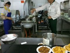 -祥云美食城(南强步行街店)