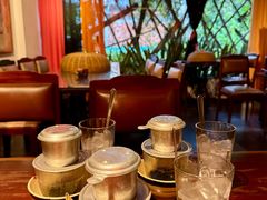 -Cuc Gach Quan Restaurant