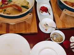 -云南荟·湖畔领宴(领事馆店)