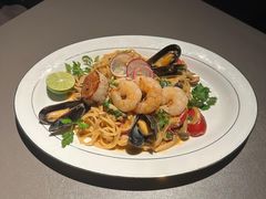 -Oasis Bar & Grill