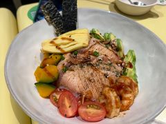 轻炙烟熏三文鱼牛油果拌饭-米仓食堂(凯德广场店)