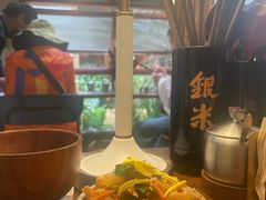 -银米·云南传统过桥米线(双廊黑金冠店)