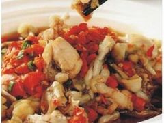 剁椒蒸田鸡-白天鹅家宴·东北菜