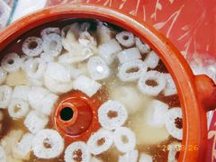 原汁男搂妹汽锅鸡-蝴蝶泉宾馆-中餐厅