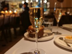 巴黎之花香槟-壳里西餐厅Coquille Seafood Bistro(蒙自路店)