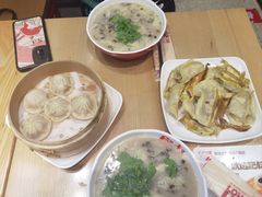 -肥叔锅贴(港澳广场店)