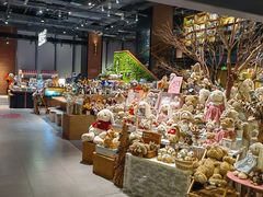 -半山书局(新世纪商城店)
