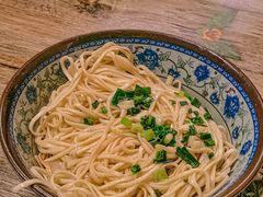 -无名氏宵夜小摊(祝家三姐妹馄饨店)