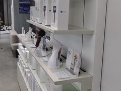 -荣耀授权体验店(双井富力店)