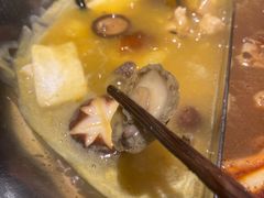 红颜花胶鸡锅-湊湊火锅·茶憩(杭州湖滨银泰in77店)