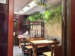 -万记麻辣烫国展总店