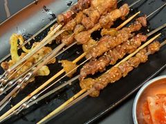 -许哥东北烧烤·铁丳烤串·宫后夹肉(繁花中心店)