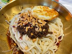 招牌传统麻辣面-聚合鑫东北熏酱熟食麻辣面(长阳店)