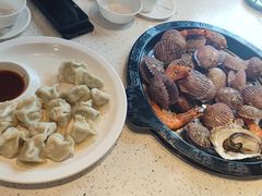 -巧克力渔家.小船海鲜胶东菜(万平口店)