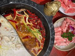 骨汤鸳鸯锅-袁老四老火锅(盘龙城店)
