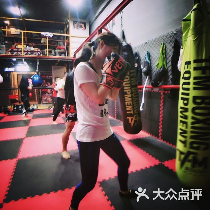 烏卡mma 綜合格鬥健身會館