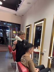 -P.R.O.salon 发哲