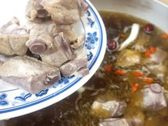 -东巴谷野生菌火锅餐厅