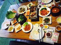-紫霞门韩国料理烤肉(深南东路店)