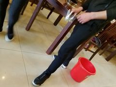 -余杨鸭鸭餐厅