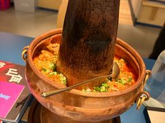 铜锅饵块油焖鸡-一坐一忘云南菜(嘉里中心店)