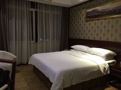 -维也纳酒店(广州番禺市桥地铁站店)